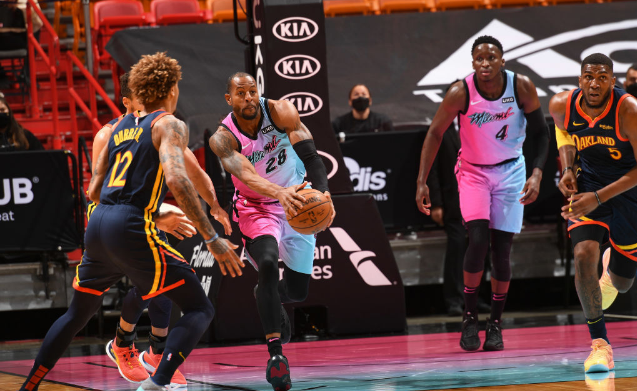 維金斯|狂轟75+29+15！三巨頭齊爆發(fā)，勇士居然輸了，奧迪首秀8中2