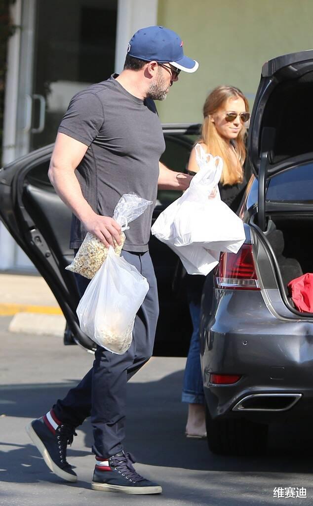 本·阿弗莱克|本·阿弗莱克:好莱坞顶级恶男,辱华、出轨、骚扰女性,样样做全