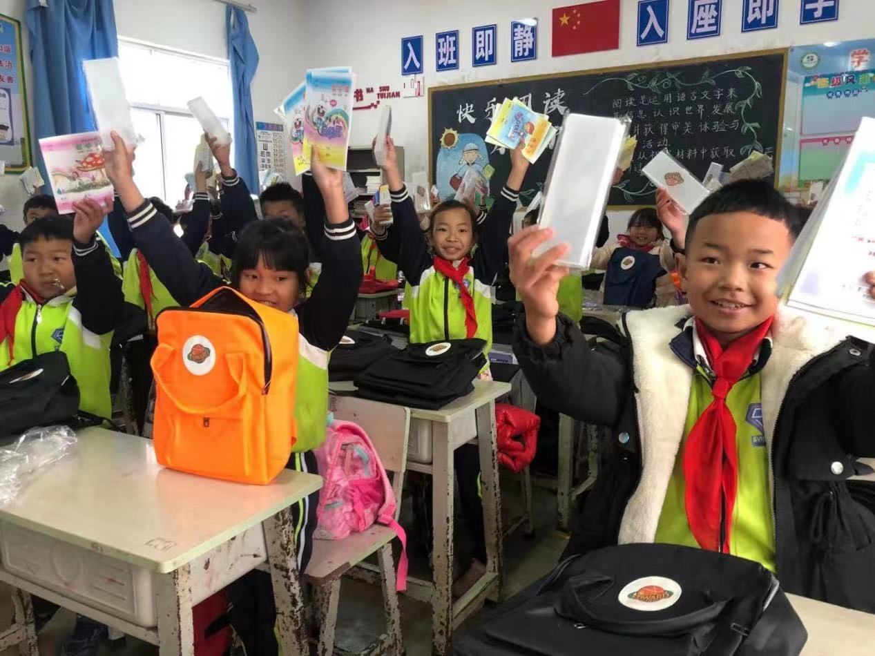 能量要闻 春暖益行——赖冠霖中文首站爱心助力水田乡教育振兴