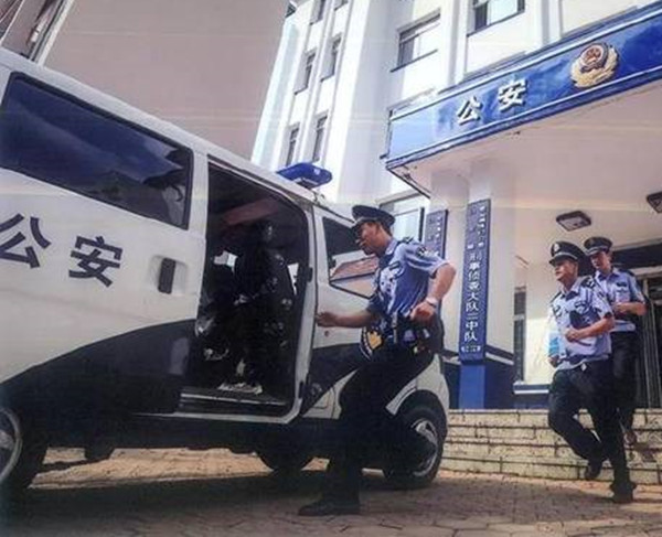 男子因丢面子预谋杀人,作案后携枪潜逃,41小时后归案