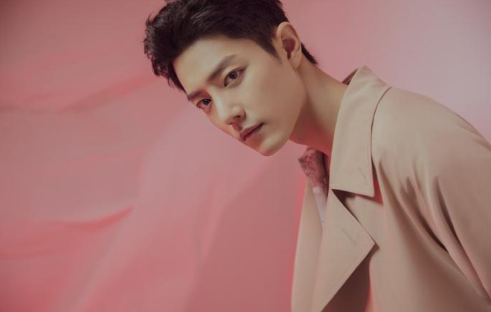 谭松韵|最新华语男演员影响力排名：两大顶流重回榜首，龚俊跌出前三