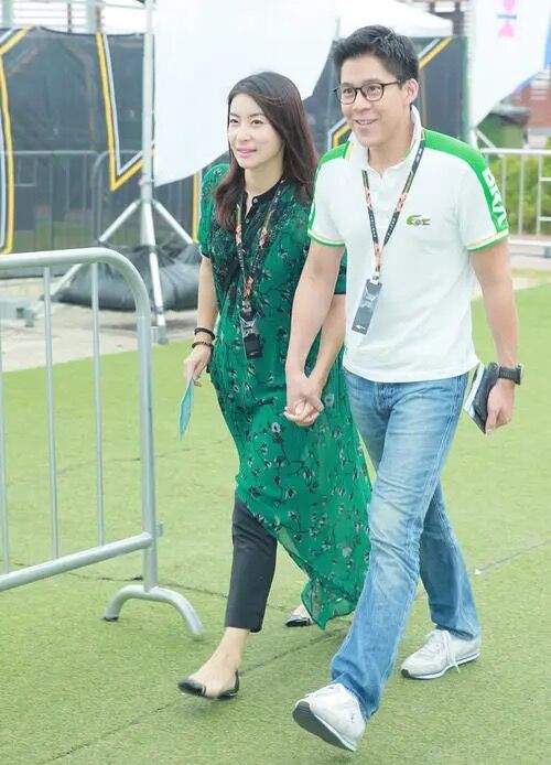 霍启刚|郭晶晶独自前往东京，将担任跳水裁判，老公霍启刚暖心发文鼓励