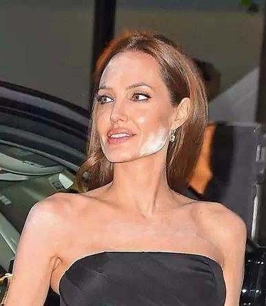 好物官|范冰冰天天敷面膜还卡粉？没了滤镜美颜的照片，场面也尴尬