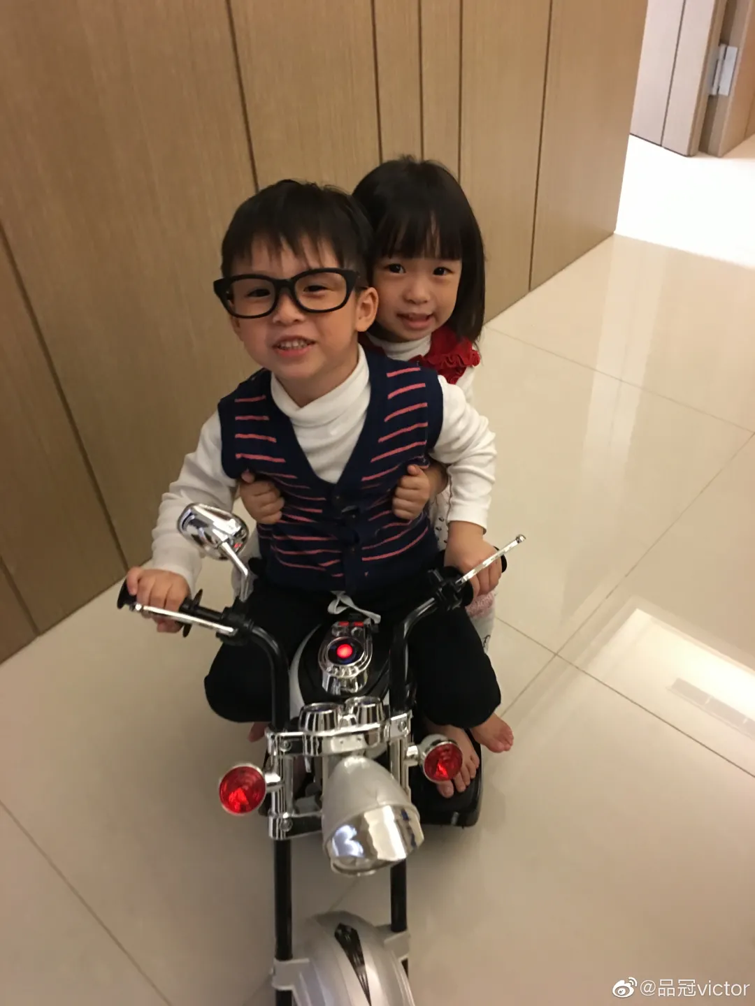 品冠|他突然官宣“有儿子了”，吓坏网友：瞒着我们偷偷结婚？