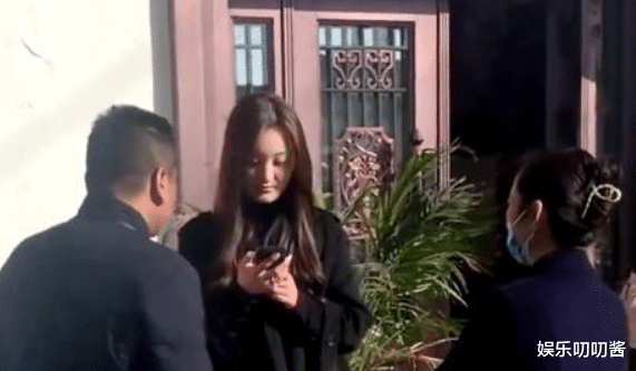 陈亚男|陈亚男威胁逼宫大衣哥，发长文列举对方三宗罪：年纪不大人挺狠