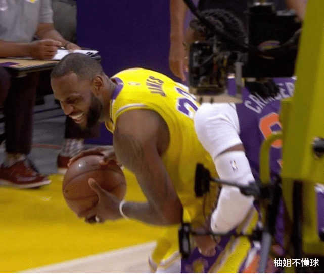 勒布朗·詹姆斯|场均21.8分！詹姆斯的油箱里还有油吗？37岁了，他还能击败时间老人吗