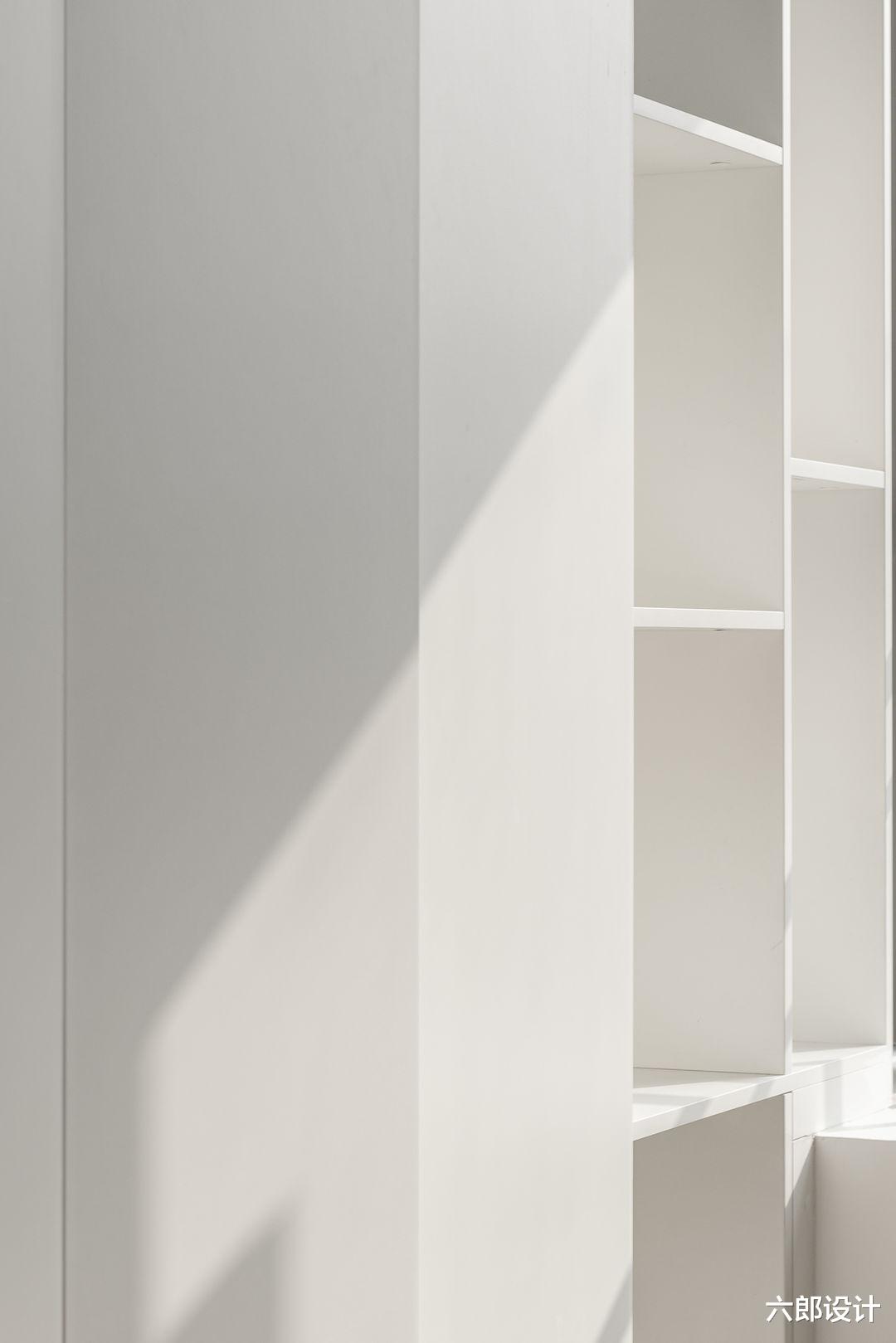 女孩|女孩买下36平公寓,现代风装修温馨舒适,开放式衣帽间真爽,羡慕!