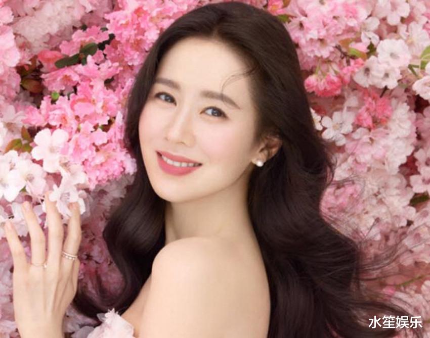 佟丽娅|请来孙艺珍、宋仲基、赵寅成，JTBC能否重夺年度收视冠军？