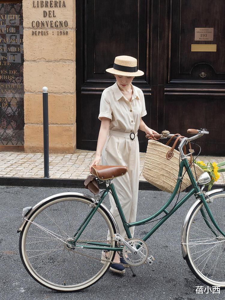 蓓小西|这才是三四十岁女人该有的气质装扮，温柔优雅又大气，只需这4招