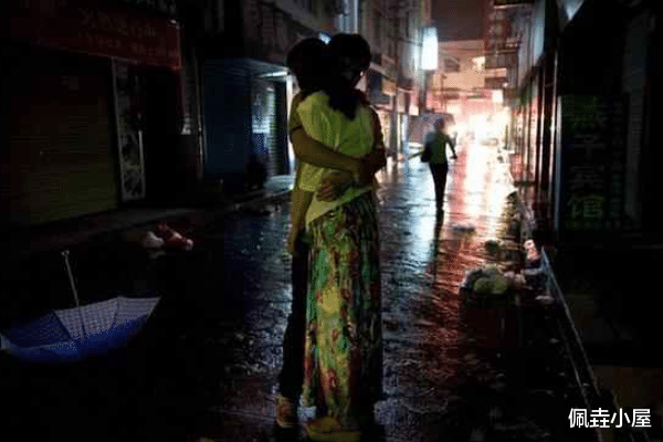 佩垚小屋 浙江一村“中奖了”，拆迁赔偿已备好，村大爷摇身变“百万富豪”