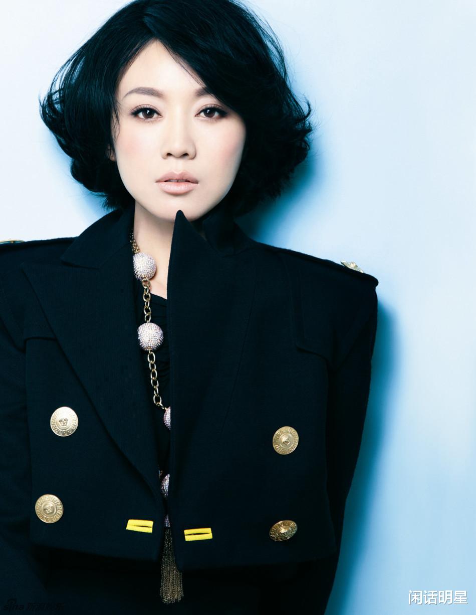 闫妮|离婚后，三吃嫩草的风情女人，至今依然孑然一身