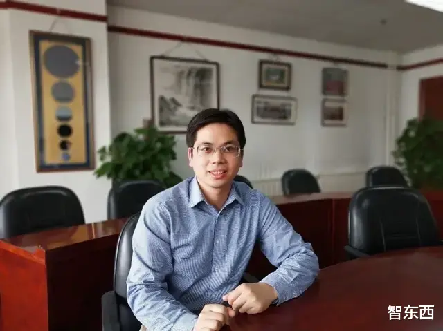 |北大蔡一茂教授：解读AI芯片技术趋势，架构创新、新型存储与先进封装