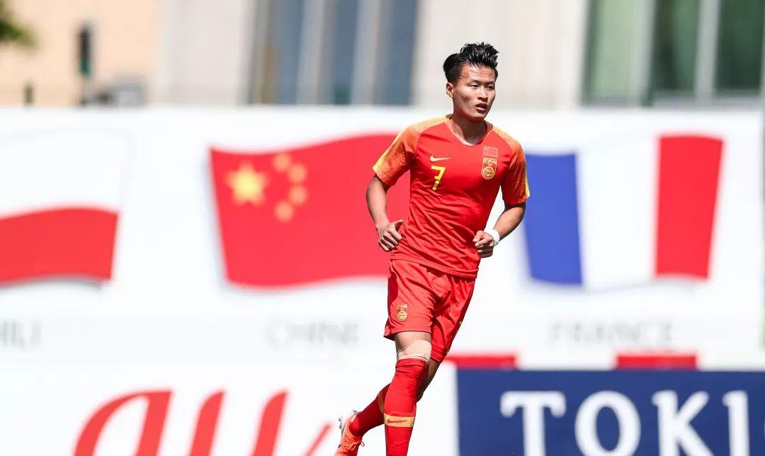 可馨育娃|皇马球探没看错人!24岁土炮连续3轮进球,已有球星气质!