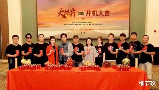 人社局|盘点万茜饰演的职场女性角色，或坚强或机智，而她最让人印象深刻