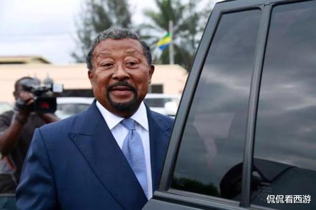 加蓬|80年前,他偷渡出国谋生,80年后儿子当上总统,回国认祖归宗