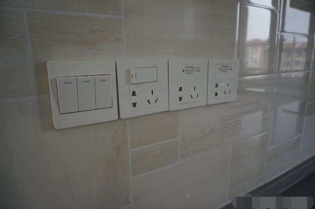 晒晒100㎡的新房，三室一厅，简洁风格，怎么练瑜伽都有位置！