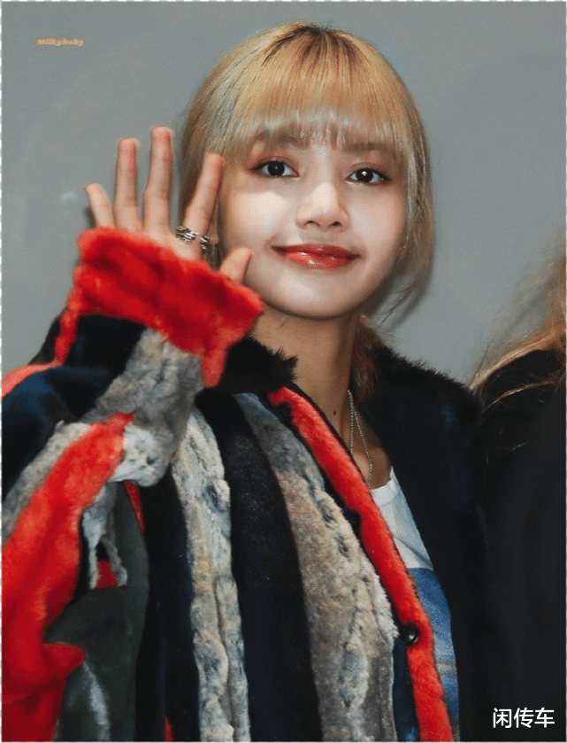 lisa|Lisa换造型失去韩式滤镜，颜值大跌皮肤暗沉黑眼圈明显，状态十分不佳