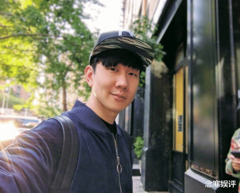 林俊杰|女网友给林俊杰下达最后通牒，如果不能和平处理，跨年前吃大瓜吧