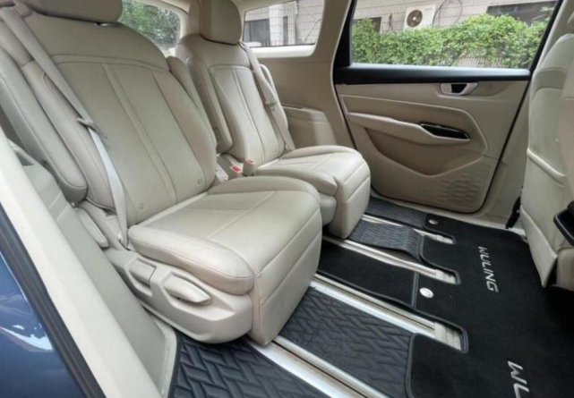 五菱|图便宜选择五菱凯捷，8.58万拿下，1400公里后听听车主怎么说