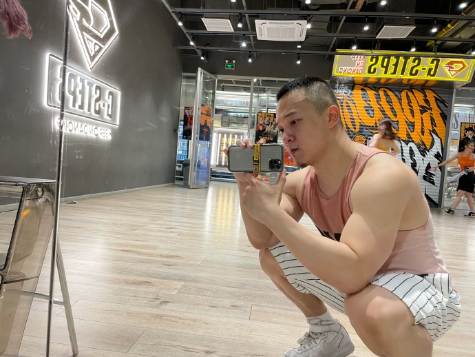 健身圈一哥|江映蓉新歌编舞老师，健身练就一身肉壮，身材柔软到能劈叉！