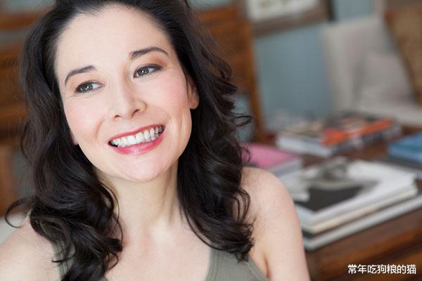 常年吃狗粮的猫|意外发现岳母出轨,为了让我替她保密,岳母居然这样做