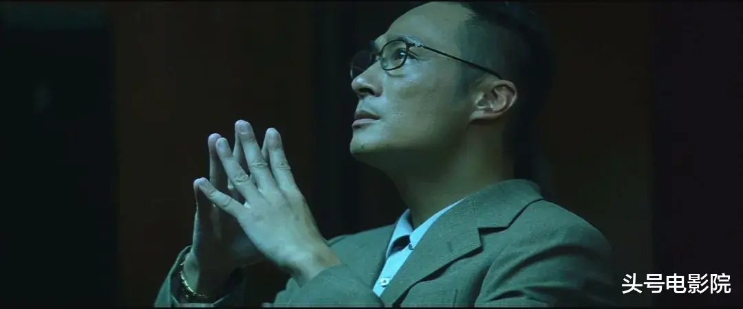 吴镇宇|吴镇宇60岁上《追光吧》：唱得烂，却迷倒一片！金晨7字点评精辟