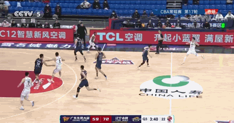 广东男篮|疯了！隔扣易建联！115分干翻广东宏远！这一扣绝对NBA级别