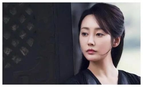 李纯|“古装女神”李纯：论性感不输朱珠，如今二搭张若昀有望再度爆火