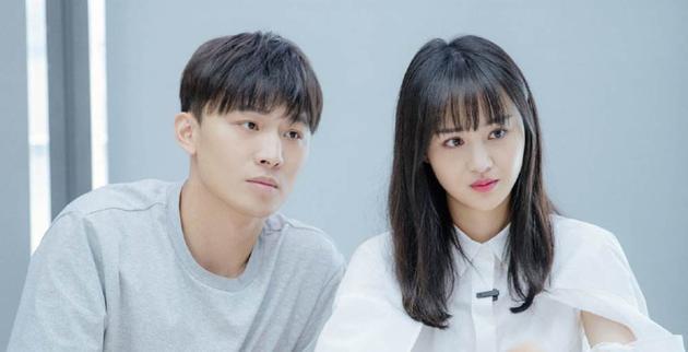 郑爽|郑爽庭审再现惊人语录，法官直接被问懵！要求对其进行精神检测