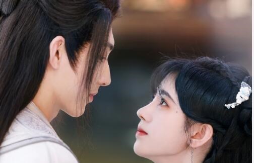 金荷娜|十月份已杀青的几部剧：杨紫鞠婧祎宋茜虞书欣！宋威龙的剧才惊喜