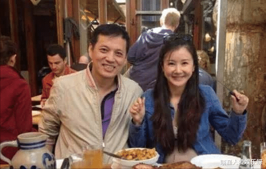 孙菲菲|张纪中选中的小龙女孙菲菲被导演打,红毯长裙掉落,整容毁掉前途