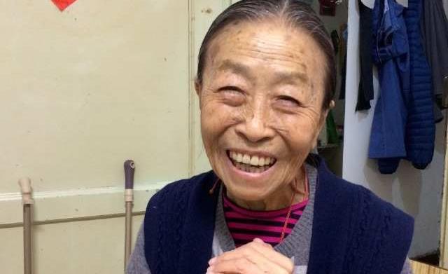 张少华|“丑娘”张少华虽丑，但女儿却美貌如花，女婿也是香港男星