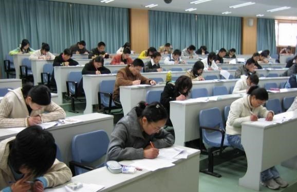 家有二宝育儿|3年制和2年制的研究生大不同，难度不一样不说，还会影响到就业