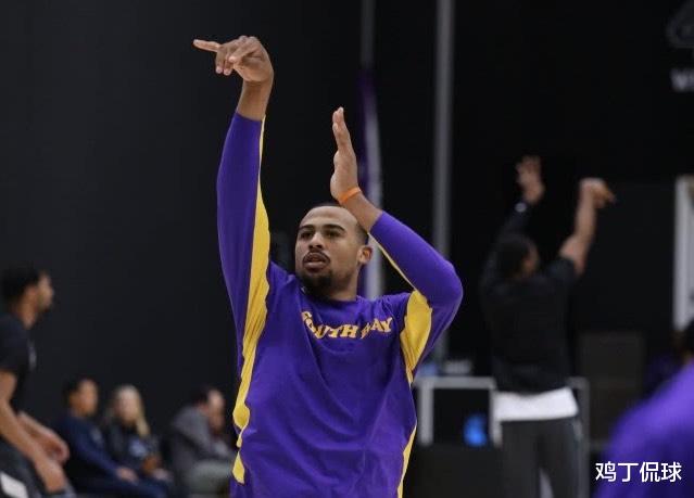 火箭队|坐地起价！火箭向湖人点名要一人，佩林卡不敢犹豫，筹码被迫升级