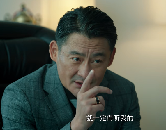 丁嘉文|开播1天，豆瓣被五星好评刷屏，丁嘉文一出手，给国产片带来王炸