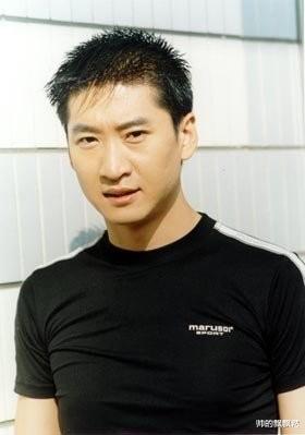 周杰|周杰不再沉默，主动澄清“被陈道明封杀”一事，两人真实关系曝光