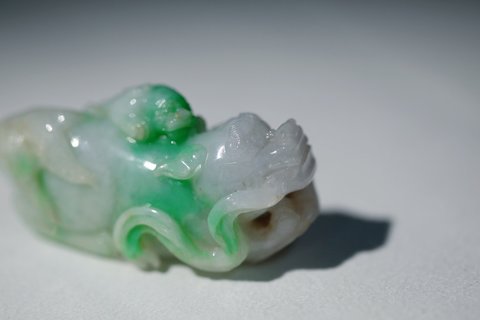 翡翠|翡翠太师少保把件