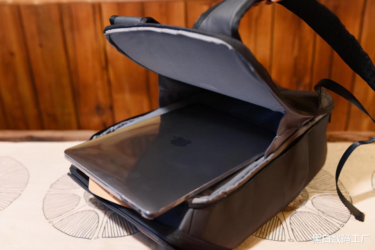 材质、空间、颜值一个都不少-地平线8号ZERO零感背包