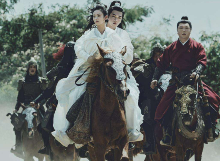 徐凤年|愿为世子豁出性命的，又岂止老黄一人？楚狂奴的结局也很让人感动