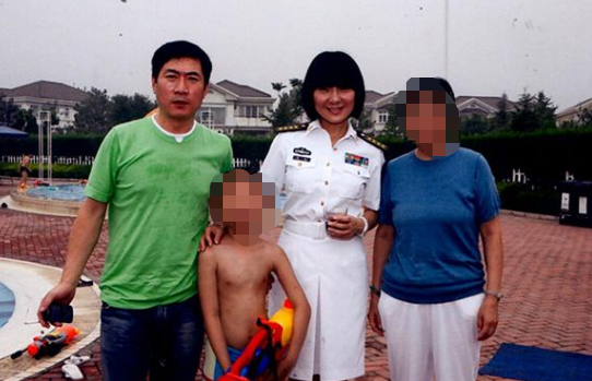 陈红|歌手陈红，从春晚常客到瘫痪在床，结束闹剧婚姻的她，如今怎么样了？