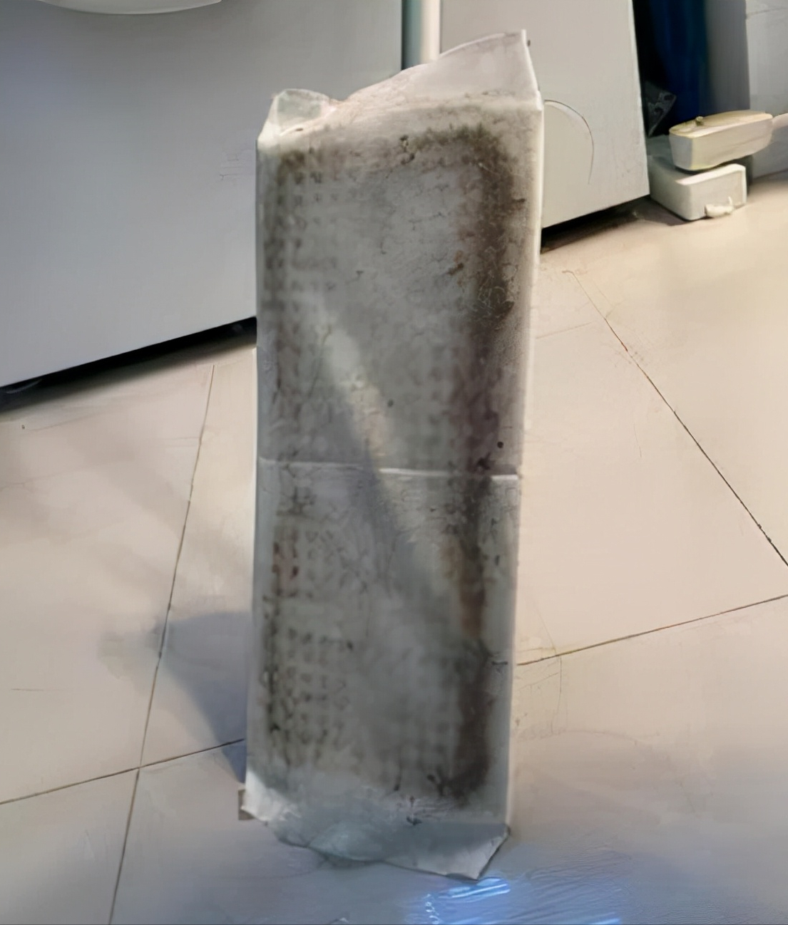 建议：卫生间不一定要大，学学这样布置，井然有序，干干净净