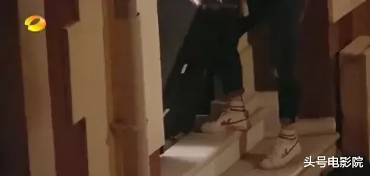 毛阿敏|260亿身家富豪解直锟去世，和毛阿敏生两娃，17岁女儿演中国医生