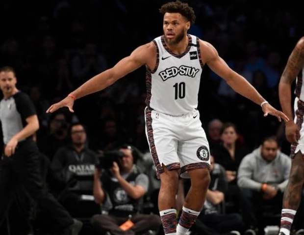 民警 合计16中2！火箭两新援或被裁，斯通没和魔术谈交易，费根新消息