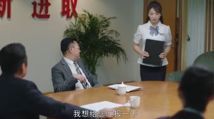 刘涛|刘涛新剧开播即火，43岁演初出茅庐的少女，险些沦落为“陪酒妹”