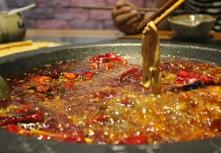 小米粥|喝小米粥会使血压飙升?提醒:除了小米粥,这3种食物劝你少碰