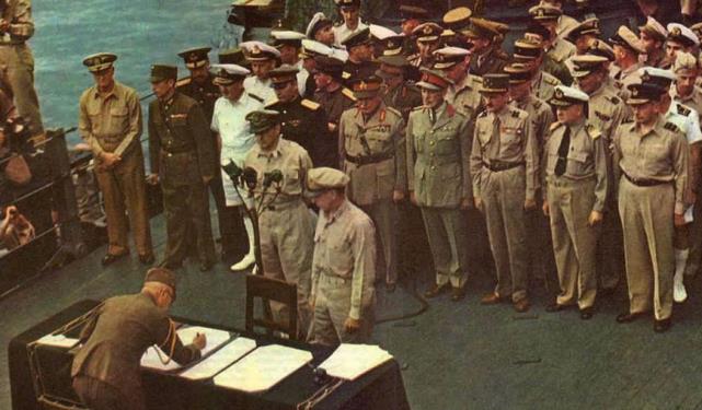 日本|日本最怕的国家，并非美国苏联，此国扫射20万日军，脚踩日本国旗