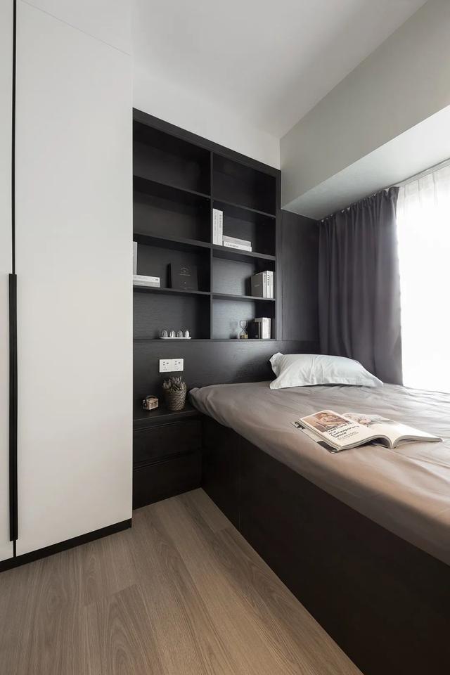 手办|125㎡现代黑白灰+木质感，简雅舒适无主灯，品质生活好自然