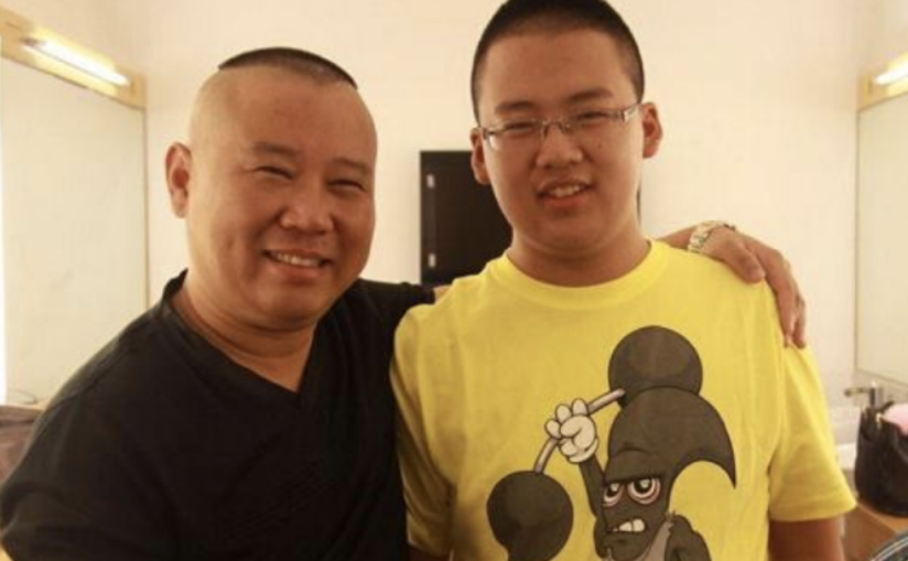 古月|郭麒麟：父母离婚那天他号啕大哭，王惠是我母亲的名字