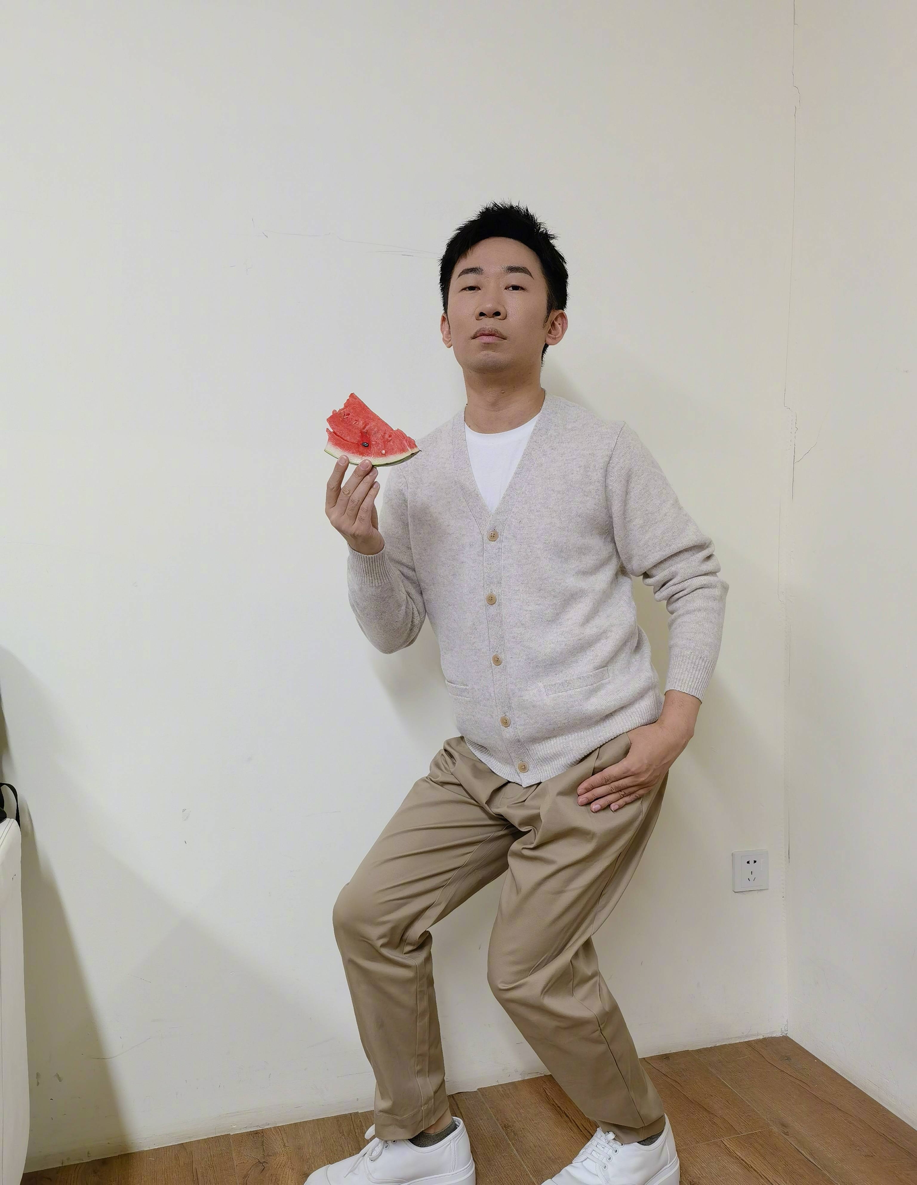 周迅|杨迪被爆料耍小牌，只喝某品牌矿泉水，本人回复：我真的都气笑了