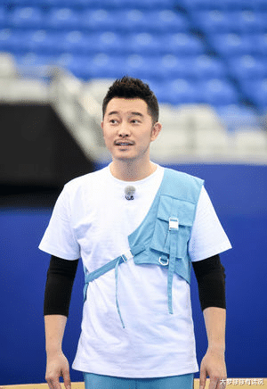 爸爸去哪儿第四季|《爸爸4》男星爆出轨！闹了一天“深夜发声”：进行相关取证